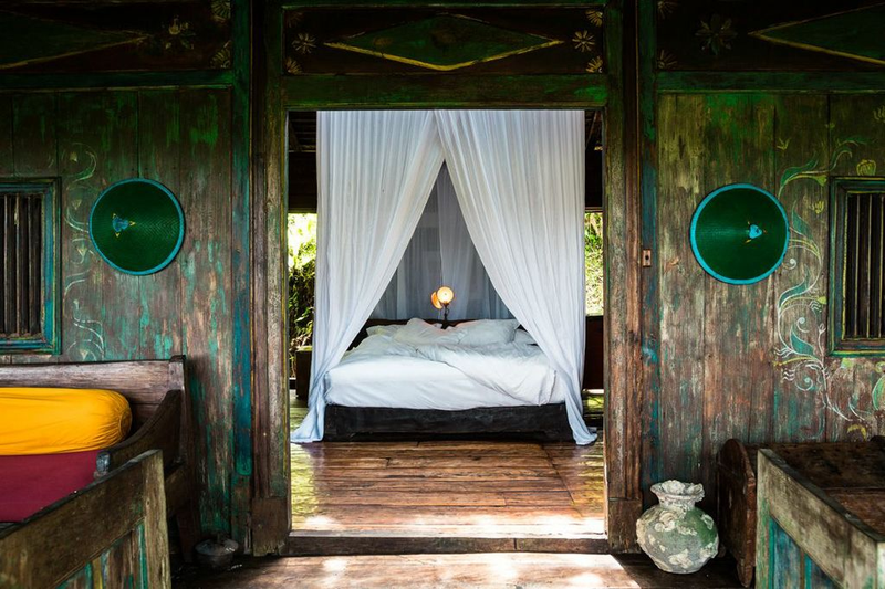 Illustration for article titled Built almost entirely of bamboo, this is one of the world's most sustainable and spiritual hotels